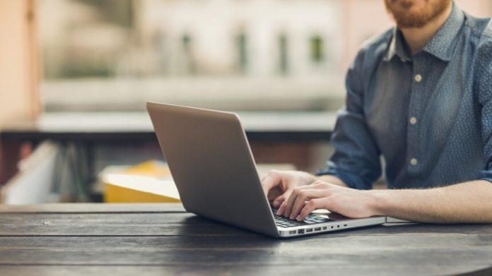 How Virtual Assistants Improve Task Management